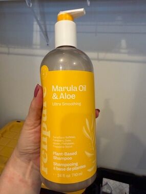 Marula Oil & Aloe Ultra Smoothing Plant-Based Shampoo — Yellow